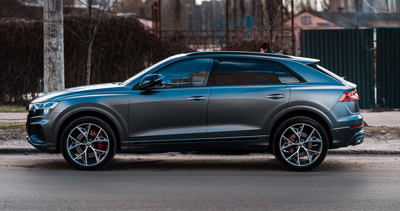 Read more about the article Why Buy an SUV?
