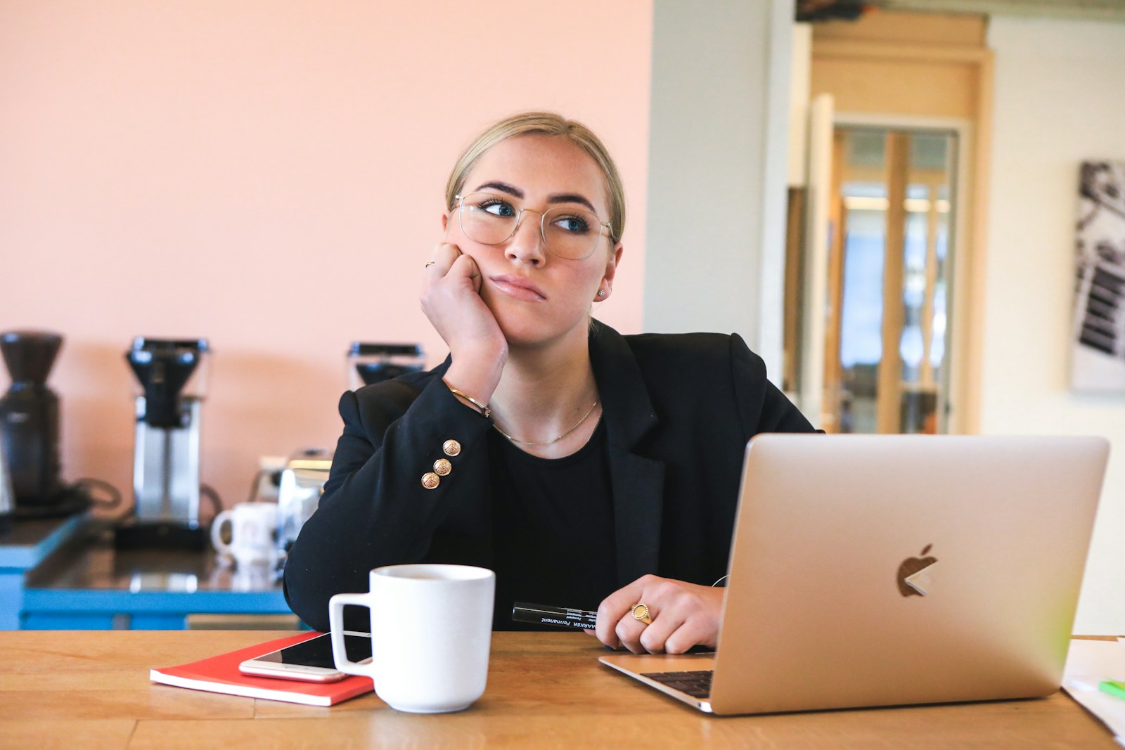 You are currently viewing The 5-Second Rule: How to Break Procrastination and Take Action Now